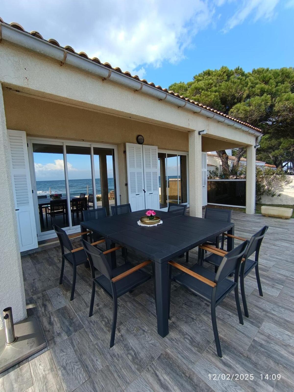 Bord de mer, pieds dans l'eau, vue panoramique Villa San-Nicolao Exterior photo